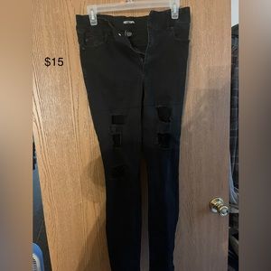 Black distressed jeans